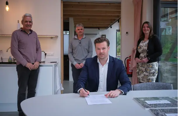 Tekenmoment intentieovereenkomst WOW